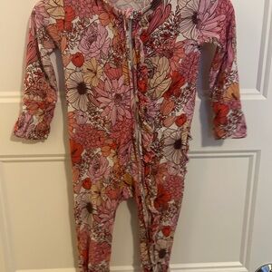 Gigi and Max Pink Floral Zippy w Ruffles 12m